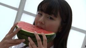 精致女孩吃瓜,品味生活,畅享美味 第2张 精致女孩吃瓜,品味生活,畅享美味 第2张