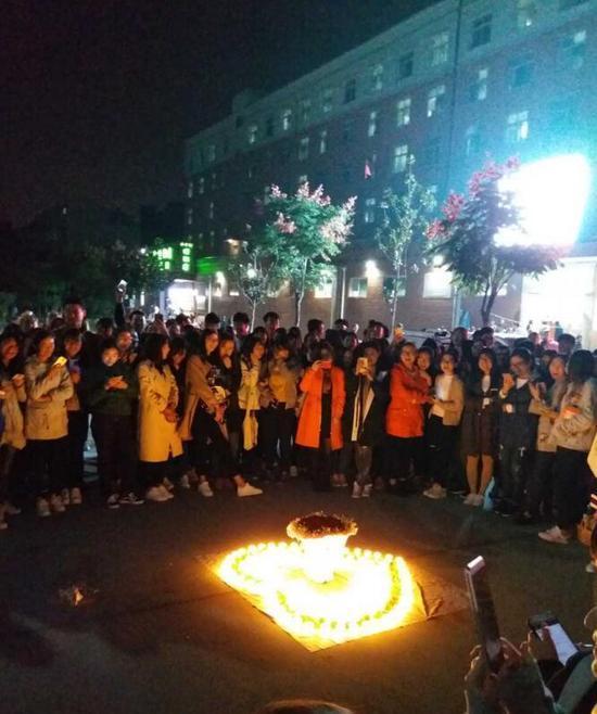 商丘一学校吃瓜,揭秘校园里的那些“瓜”