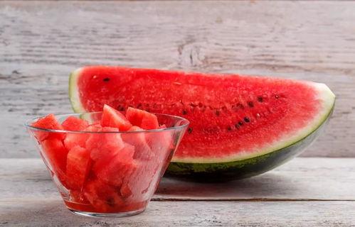 小阔耐吃瓜,揭秘娱乐圈那些不为人知的幕后故事